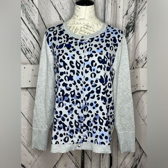 Chico’s Knit Button Front Leopard Print Cardigan Sweater Gray Large NWT - Picture 2 of 11